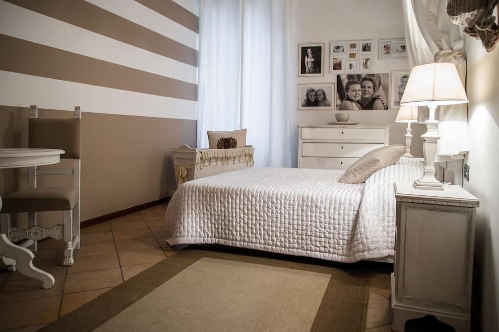 Piazza Erbe Luxury Apartment Verona Exterior foto