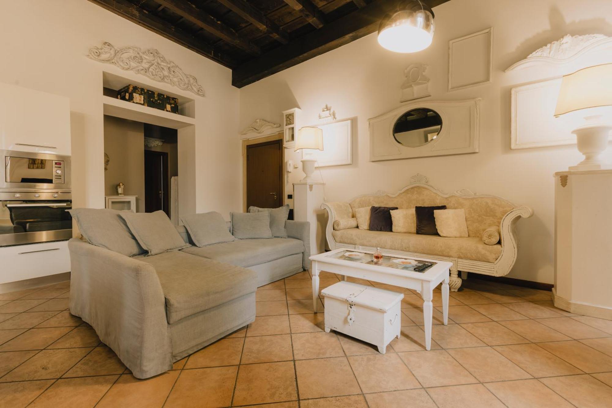 Piazza Erbe Luxury Apartment Verona Exterior foto